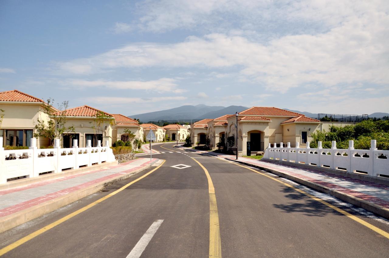 Camphortree Hotel And Resort Jeju Exterior foto